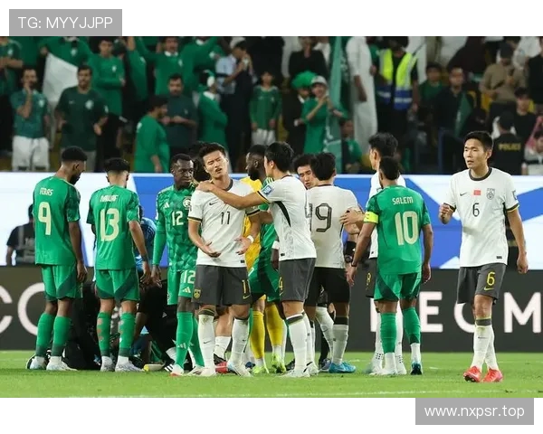 黄健翔指出泰山缺乏清晰战术体系谢文能长期打替补实属可惜